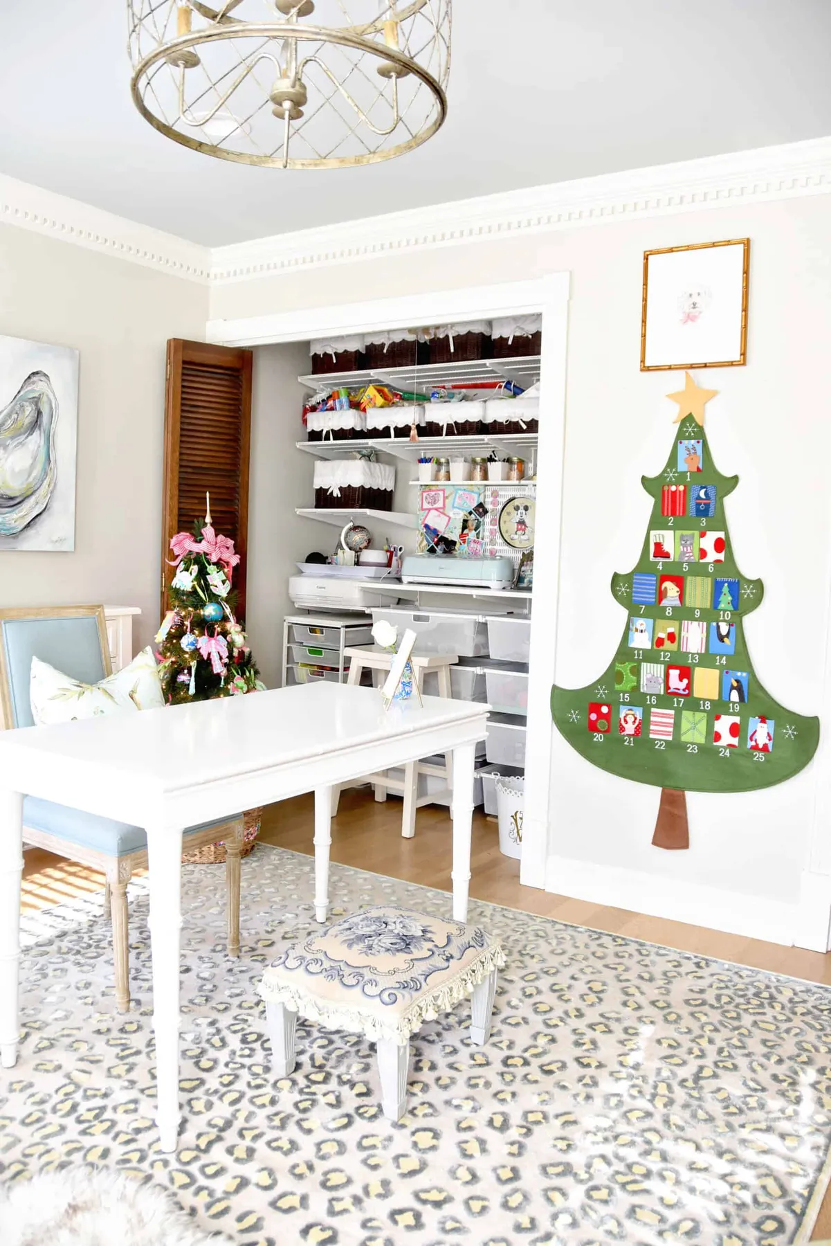 Classic Christmas Home Tour 2020 {Living Room + Office} – Dixie Delights
