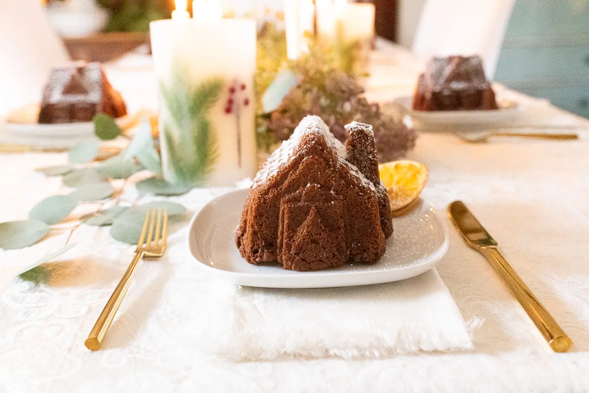 Classic Christmas Tablescape - Finding Silver Pennies