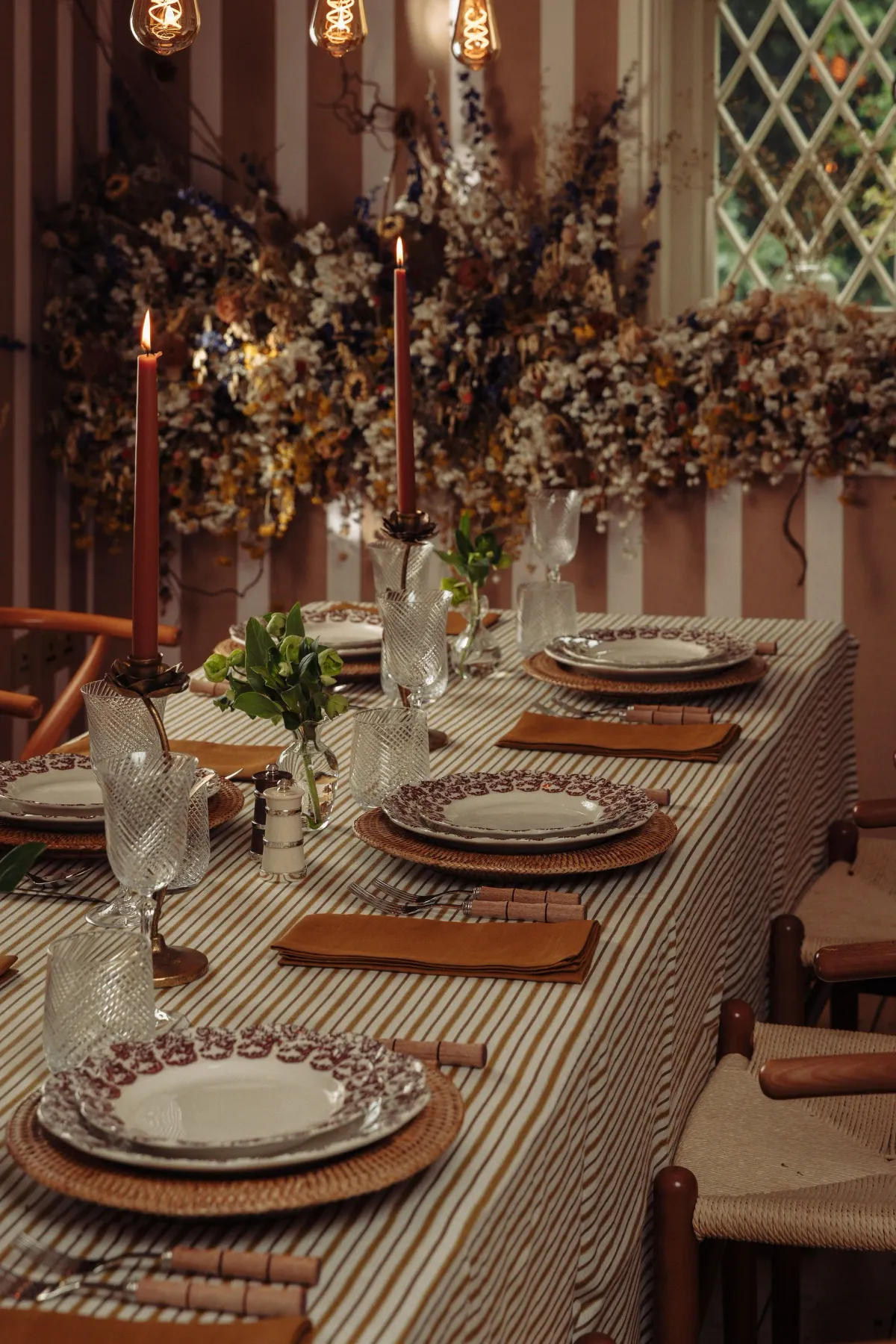 Classy Christmas: 9 Christmas Dining Table Decor Ideas — MELANIE LISSACK INTERIORS