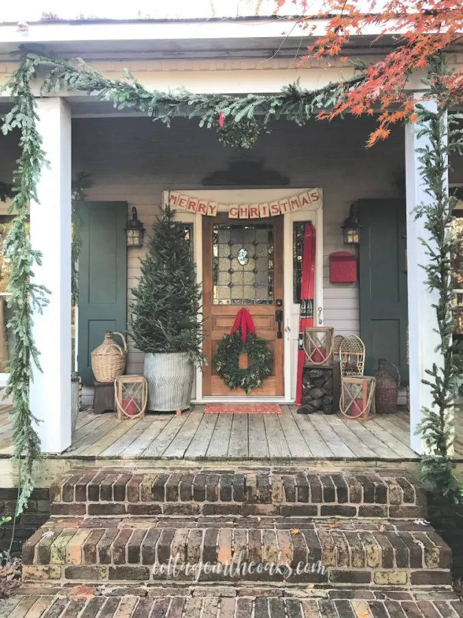 Cottage Christmas Front Porch - Cottage in the Oaks