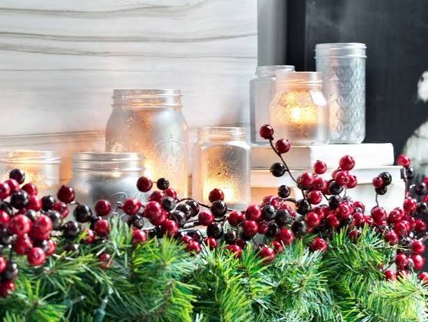 Country Christmas Decorations | HGTV