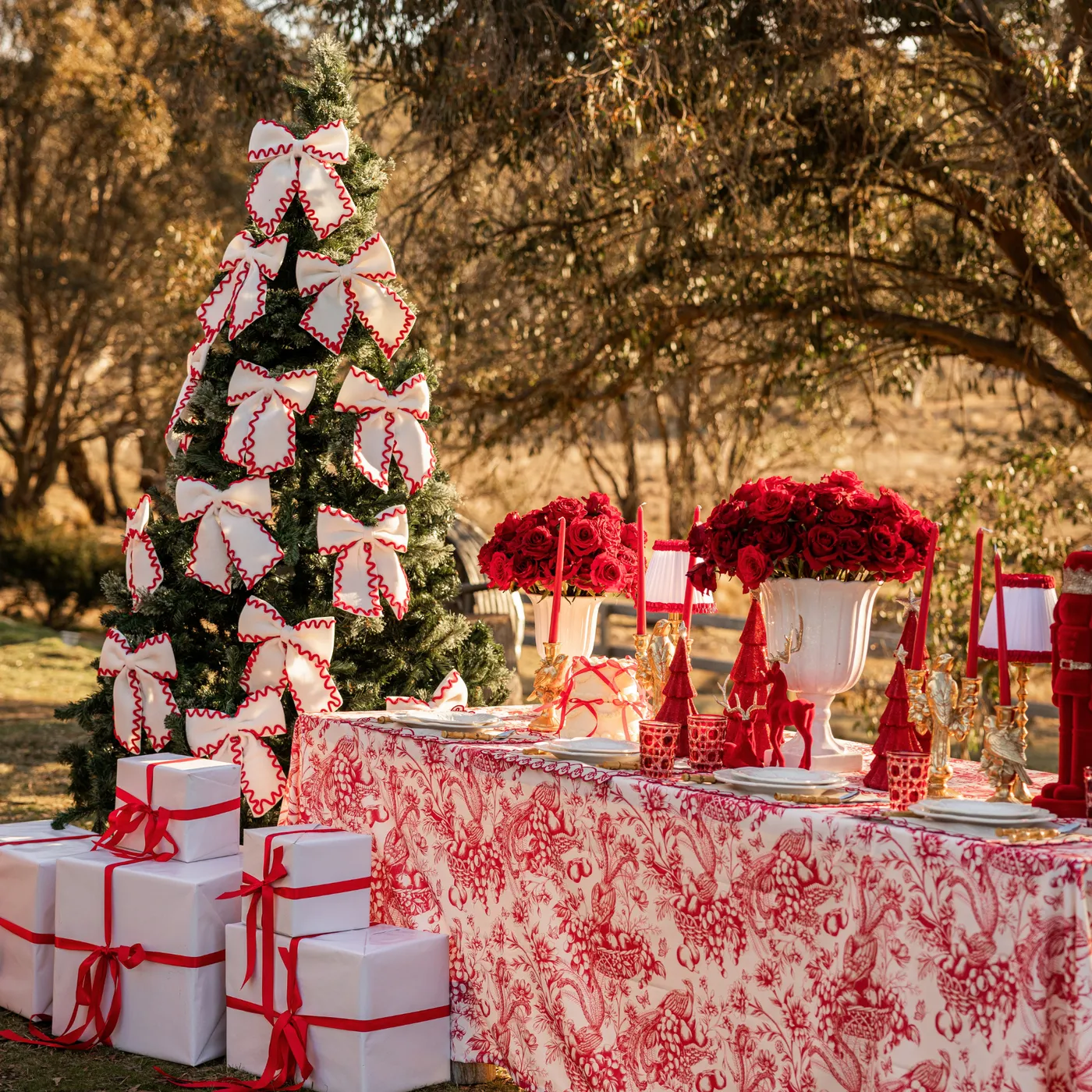 Cream and Red Ric Rac Bow (Set of 4) | LUXE AND BEAU