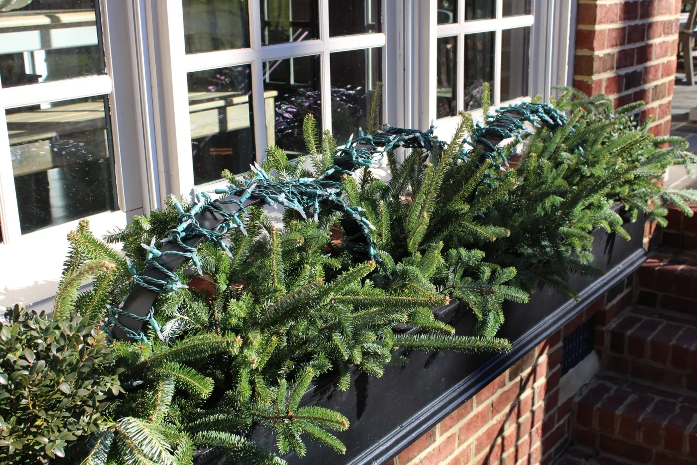 Create Wintry Window Box: Ornamental Arches — Contained Creations