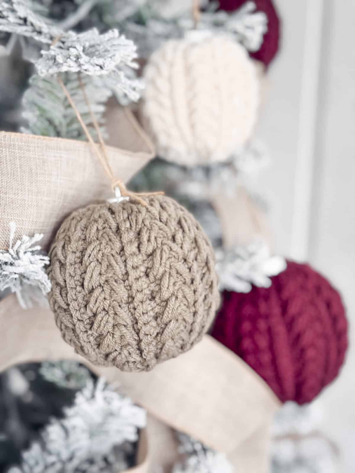 Crochet Baubles And Beads Crochet Christmas Balls 18 Bauble Patterns For A  Cozy Holiday Annie Design