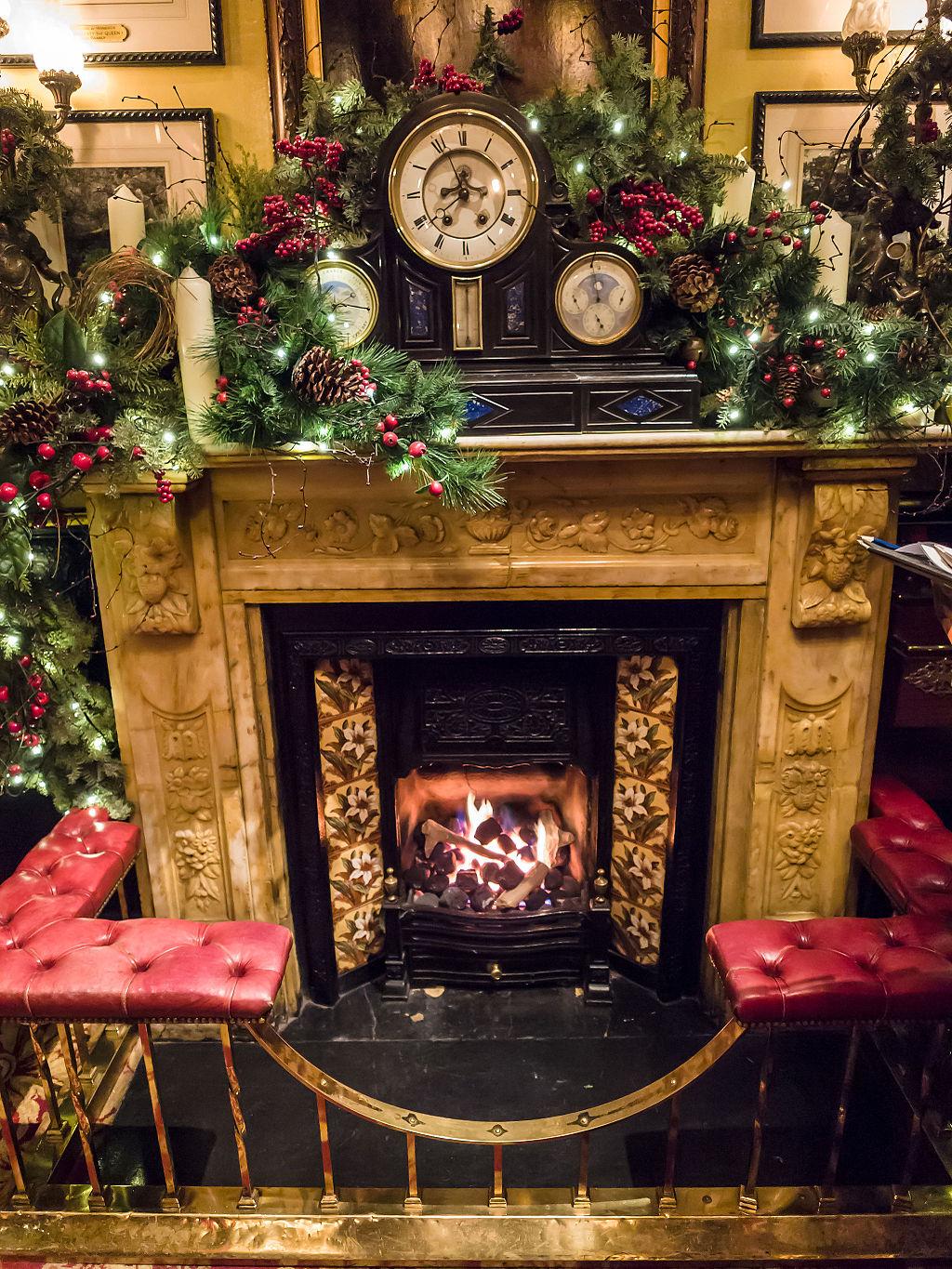 Decorating your antique fireplace for Christmas - Antique Fireplaces and Surrounds | Thornhill Galleries
