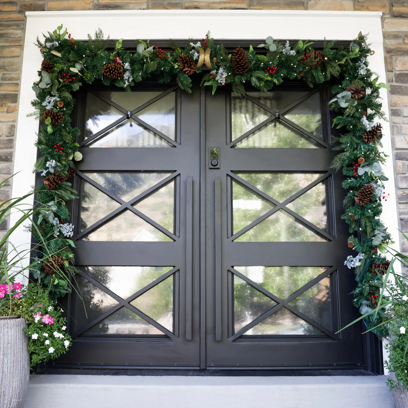 Deluxe Front Door Garland Hanger Brown / 51-81 in.