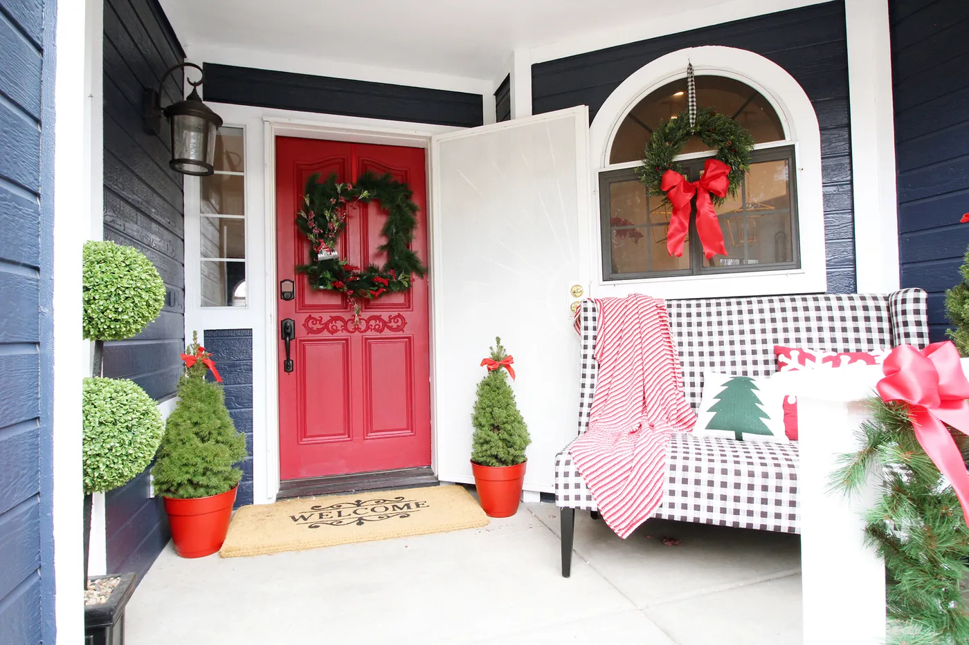 DIY Christmas Wreath and Front Porch -