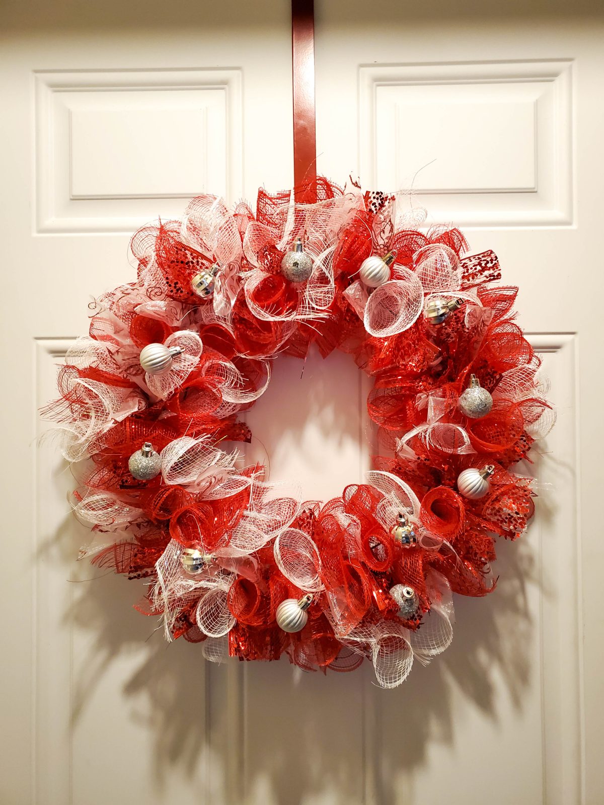 DIY Dollar Tree Mesh Christmas Wreath – Quick and Easy Tutorial —  CraftBits.com