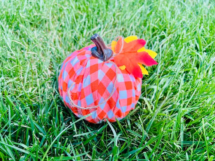 DIY Fall Centerpieces Dollar Tree Budget-Friendly Autumn Decor - Chas'  Crazy Creations