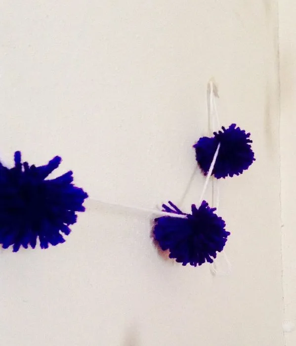 DIY: Pom-Pom Garland : 4 Steps - Instructables