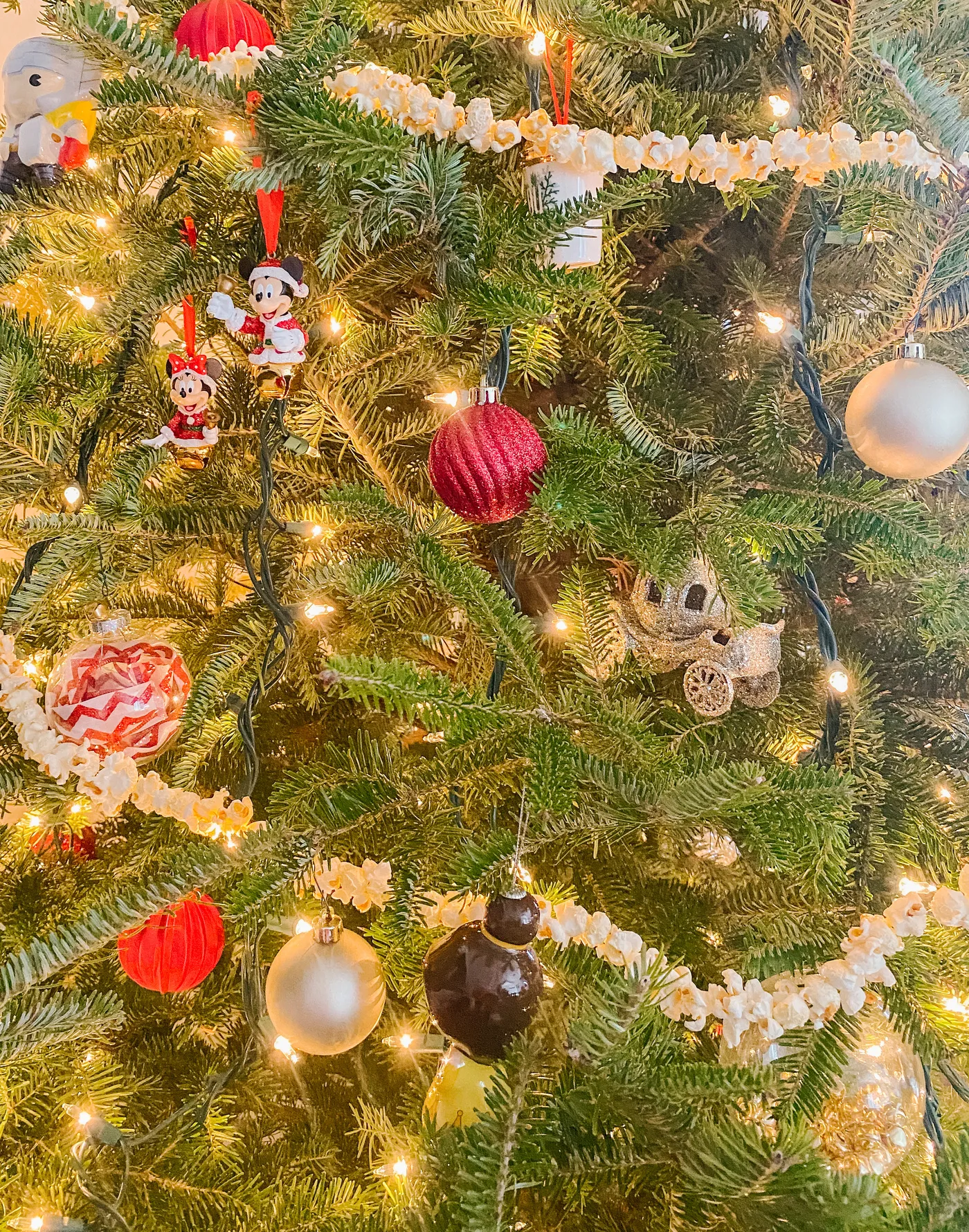 DIY Popcorn Garland - Gluten Free Treats & Eats