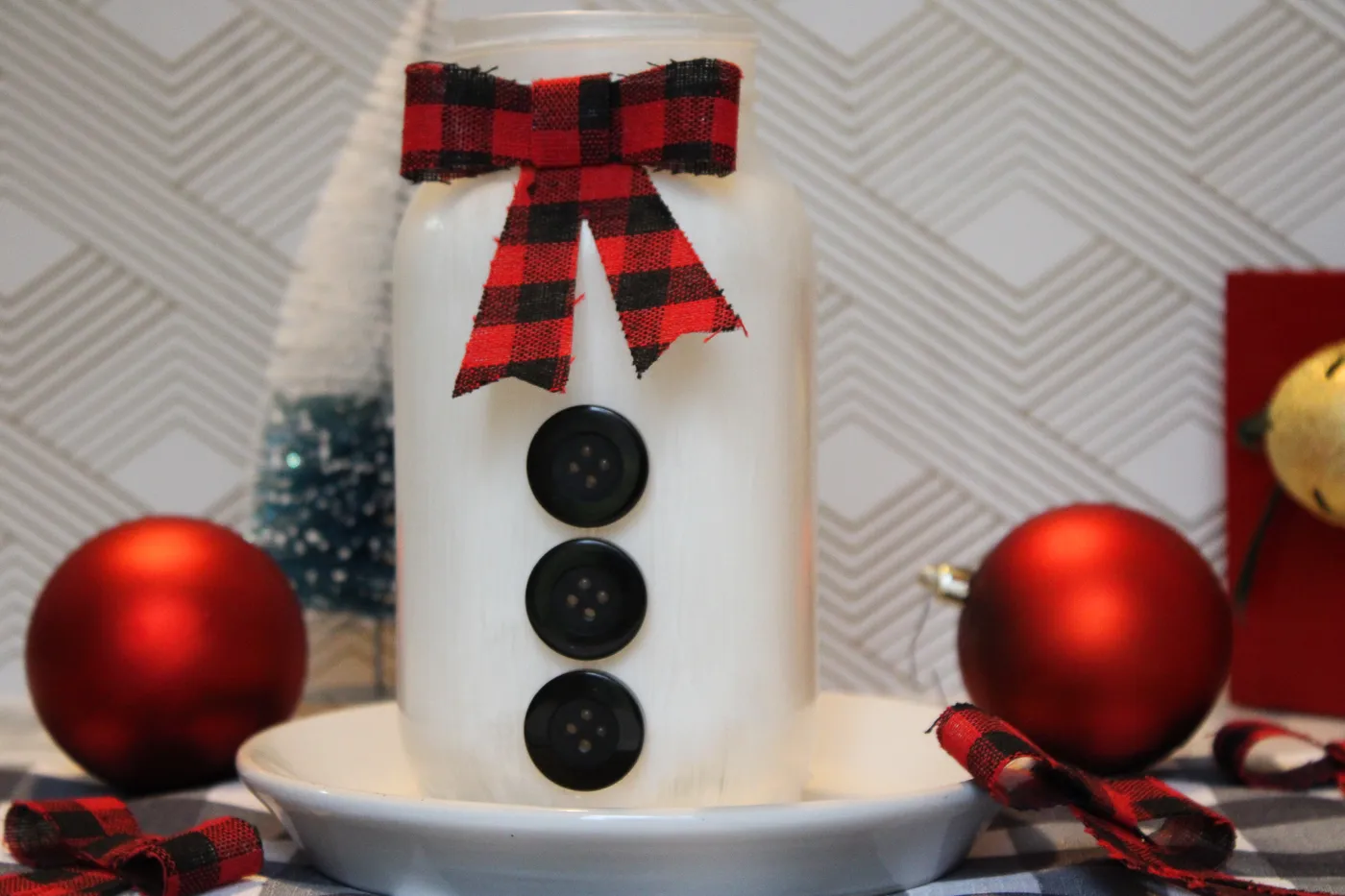 DIY Snowman Mason Jar - the-gingerbread-house.co.uk