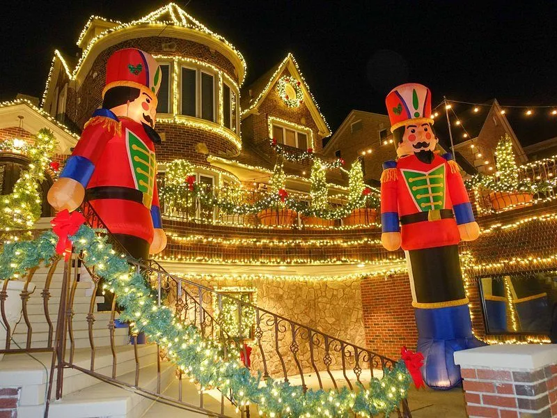 Dyker Heights Christmas Lights Streets | Dyker Heights Tours