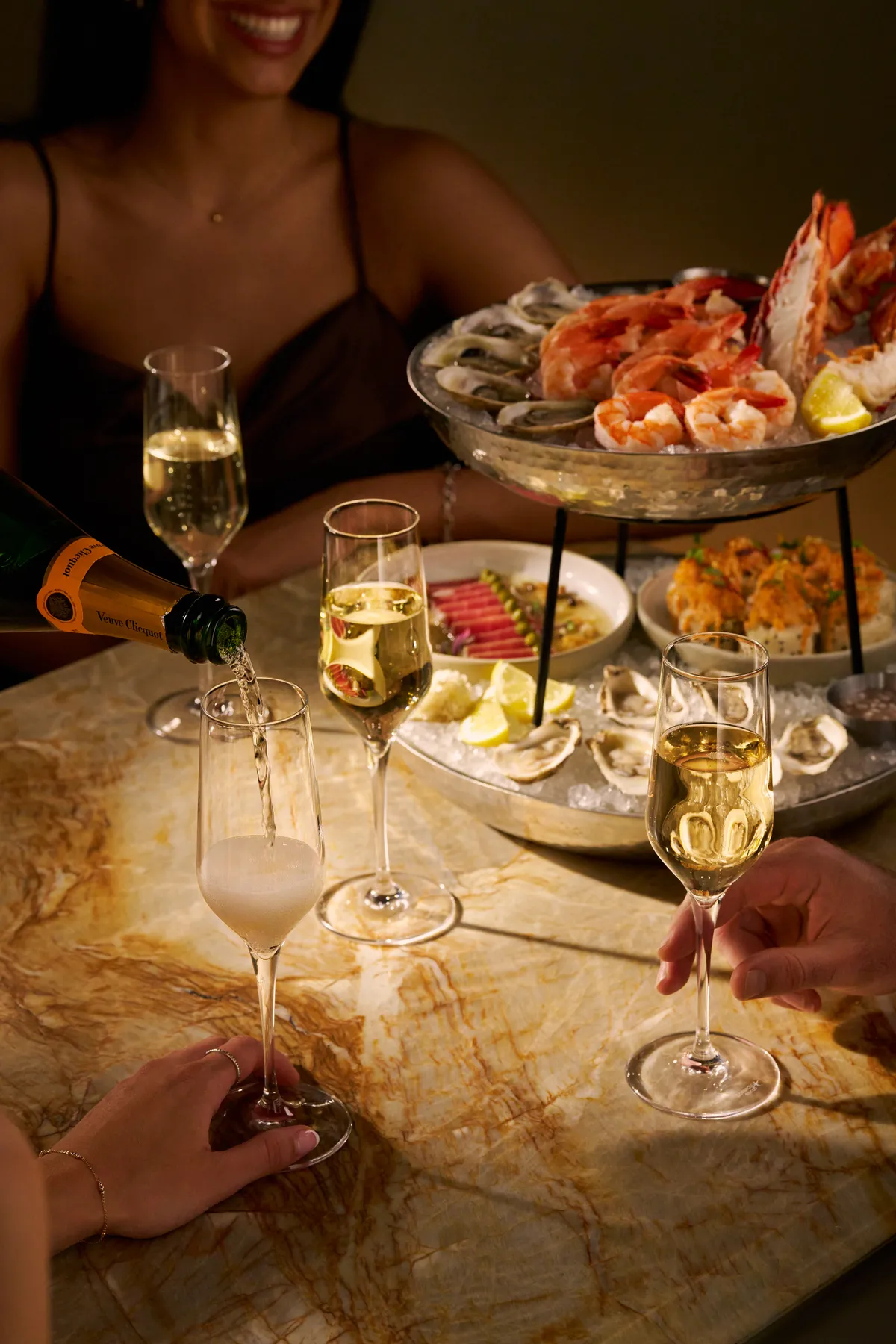 Earls Kitchen + Bar Restaurants