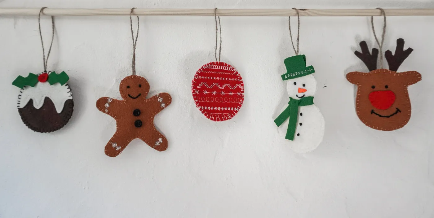Easy Felt Christmas Ornaments Easy Embroidered Felt Christmas Ornaments Thistle Key Lane