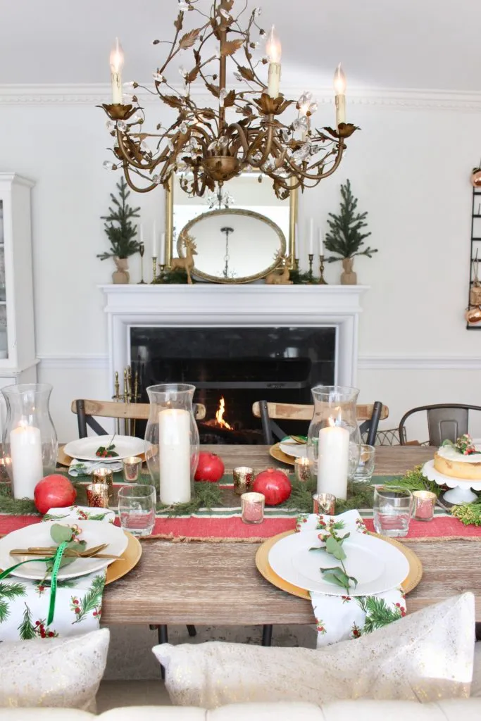 Elegant Christmas Table