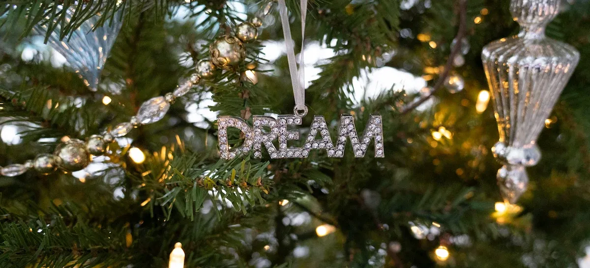 Elegant Christmas Tree Decorating Ideas You Will Love - Sweet Valley Acres