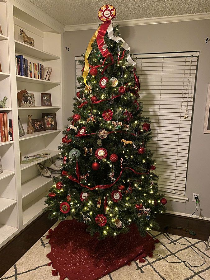 Equestrian Christmas Trees for Horse Lovers - The Plaid Horse Magazine
