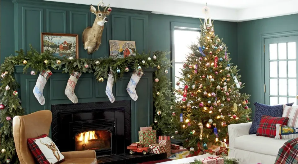 Evergreen Valley Christmas Tree Farm – Real Christmas Trees Fresh From The  Farm
