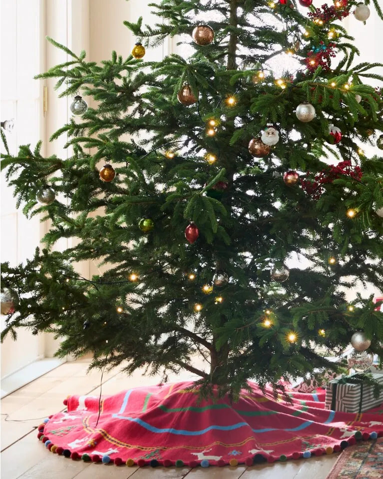 Fair Isle Hand-Knit Tree Skirt | Garnet Hill