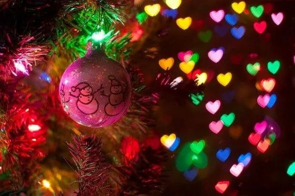 Family Traditions: The 'Pink' Christmas Tree | Alpha Mom