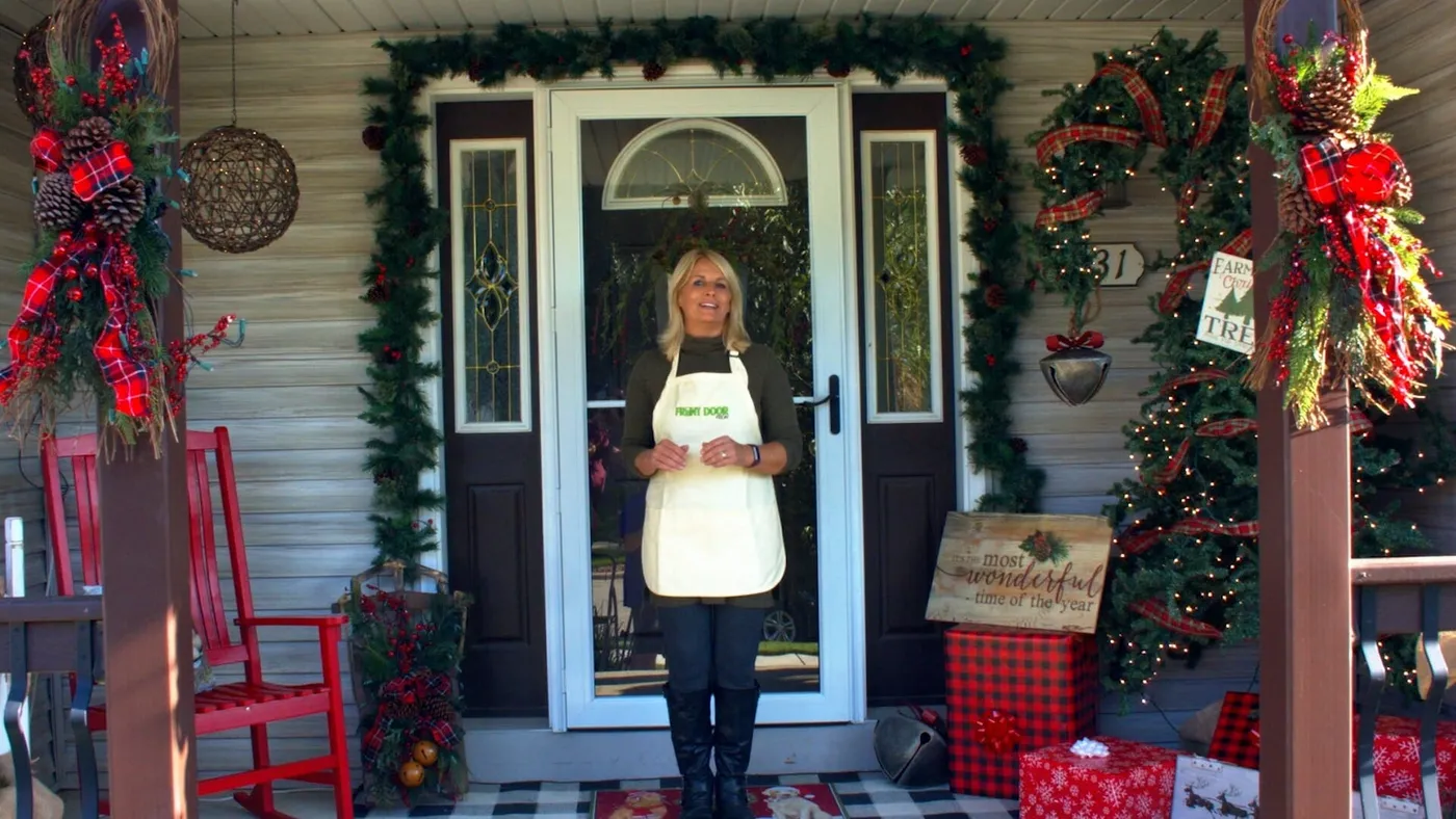 Farmhouse Christmas Front Door Decorating - Country Door Blog
