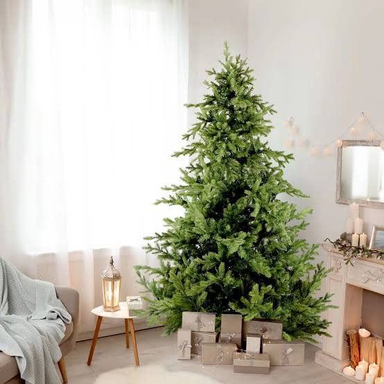 Fraser Hill Farm 7.5-ft Woodside Pine Artificial Christmas Tree |  BigEasyMart.com