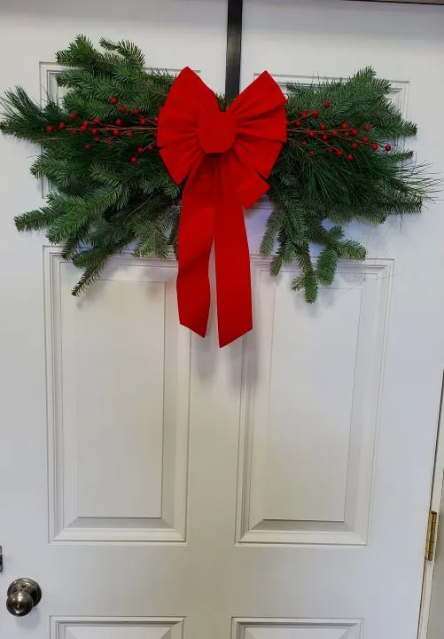 Fresh Christmas Swags – Real Evergreen Swags, Set of 4