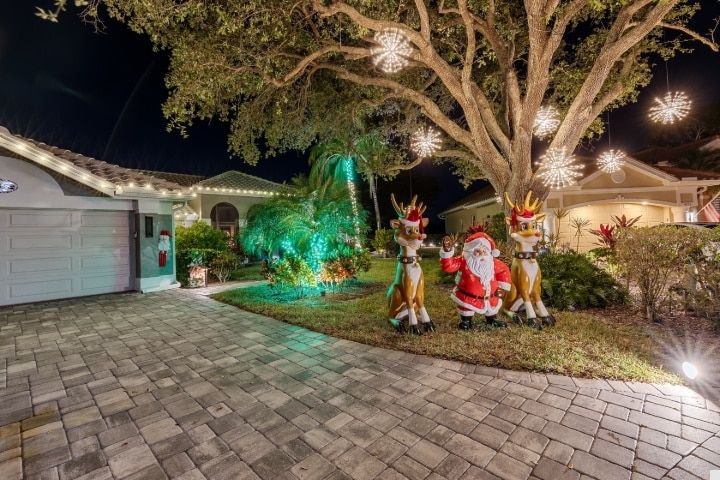 Gallery - Elf Bros Christmas Lighting