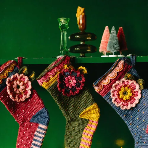 GLITZY STOCKING - Janie Crow