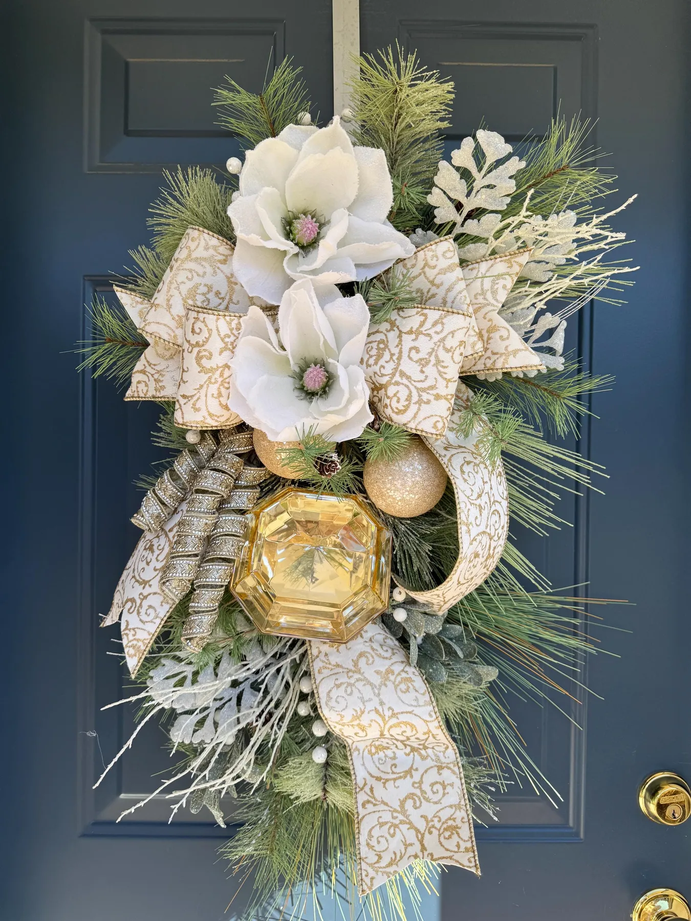 Gold and White Magnolia Christmas Wreath – Simply LaMayed