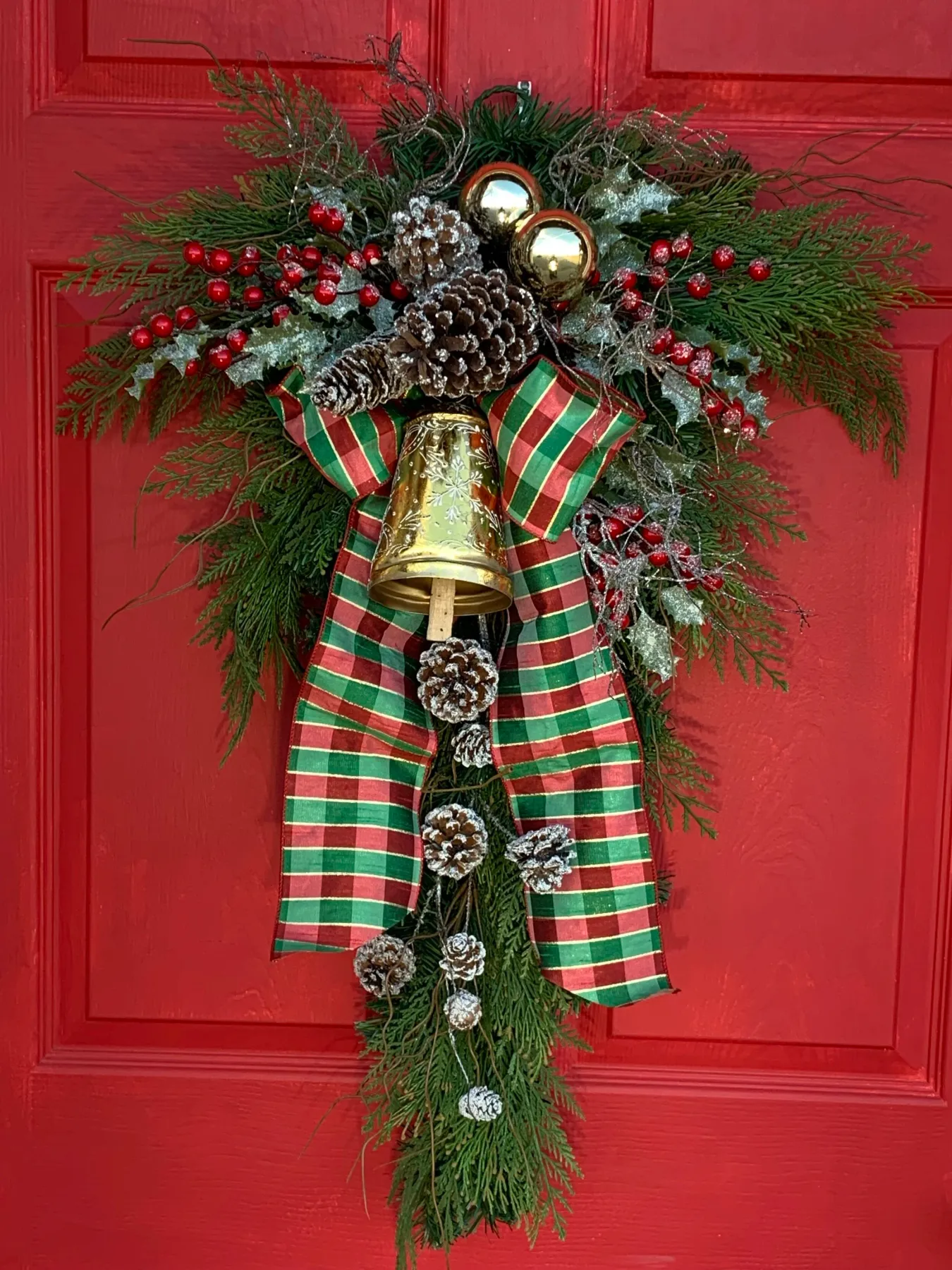 Golden Bell Swag — AnnieMo's Holiday Shop