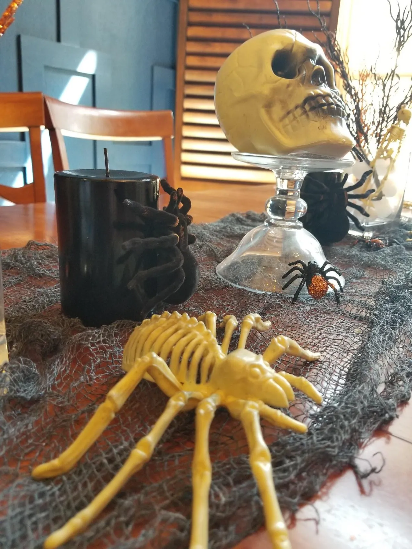 Halloween Dollar Tree Decorations on a $15 Budget - Splendry