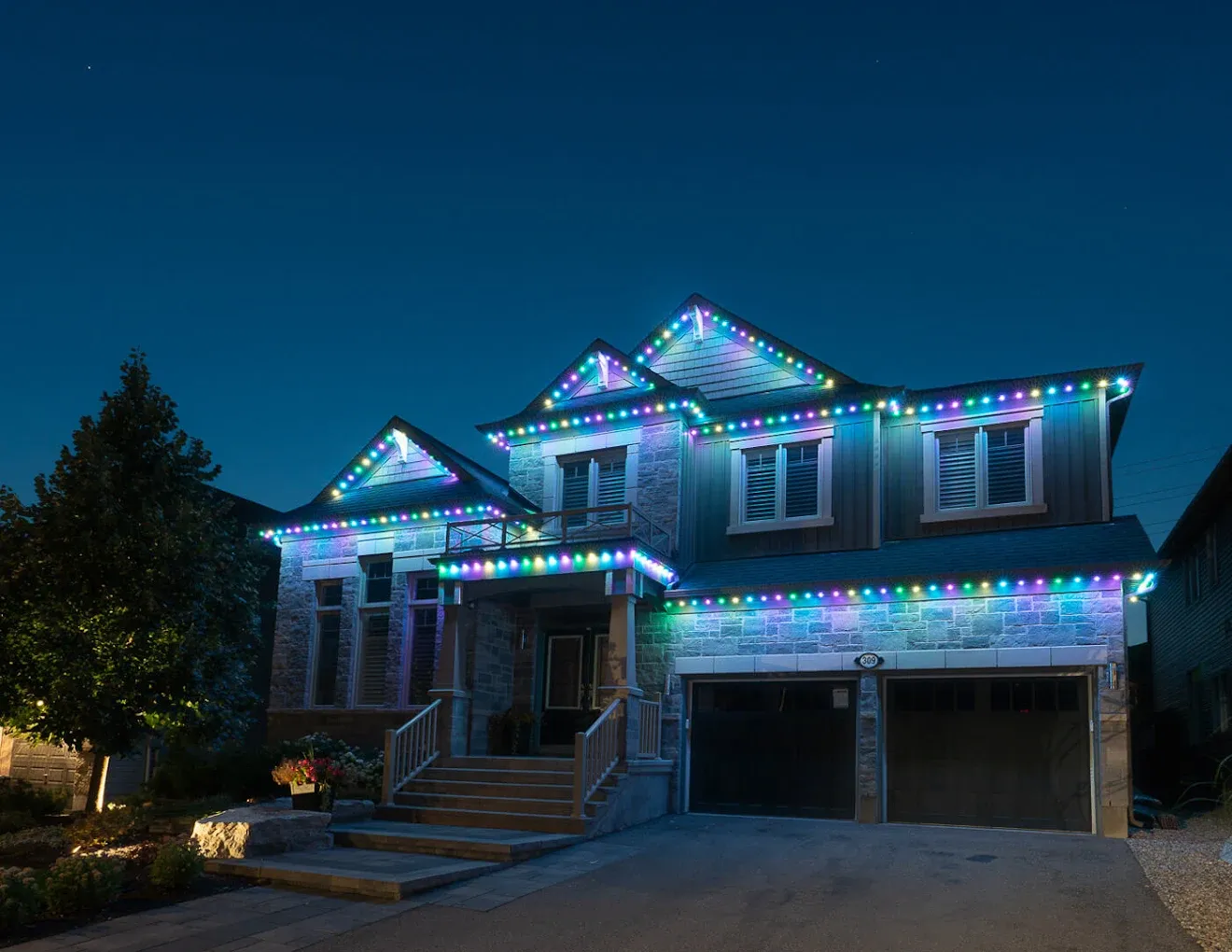Holiday & Christmas Lighting Edmonton | BrightLine