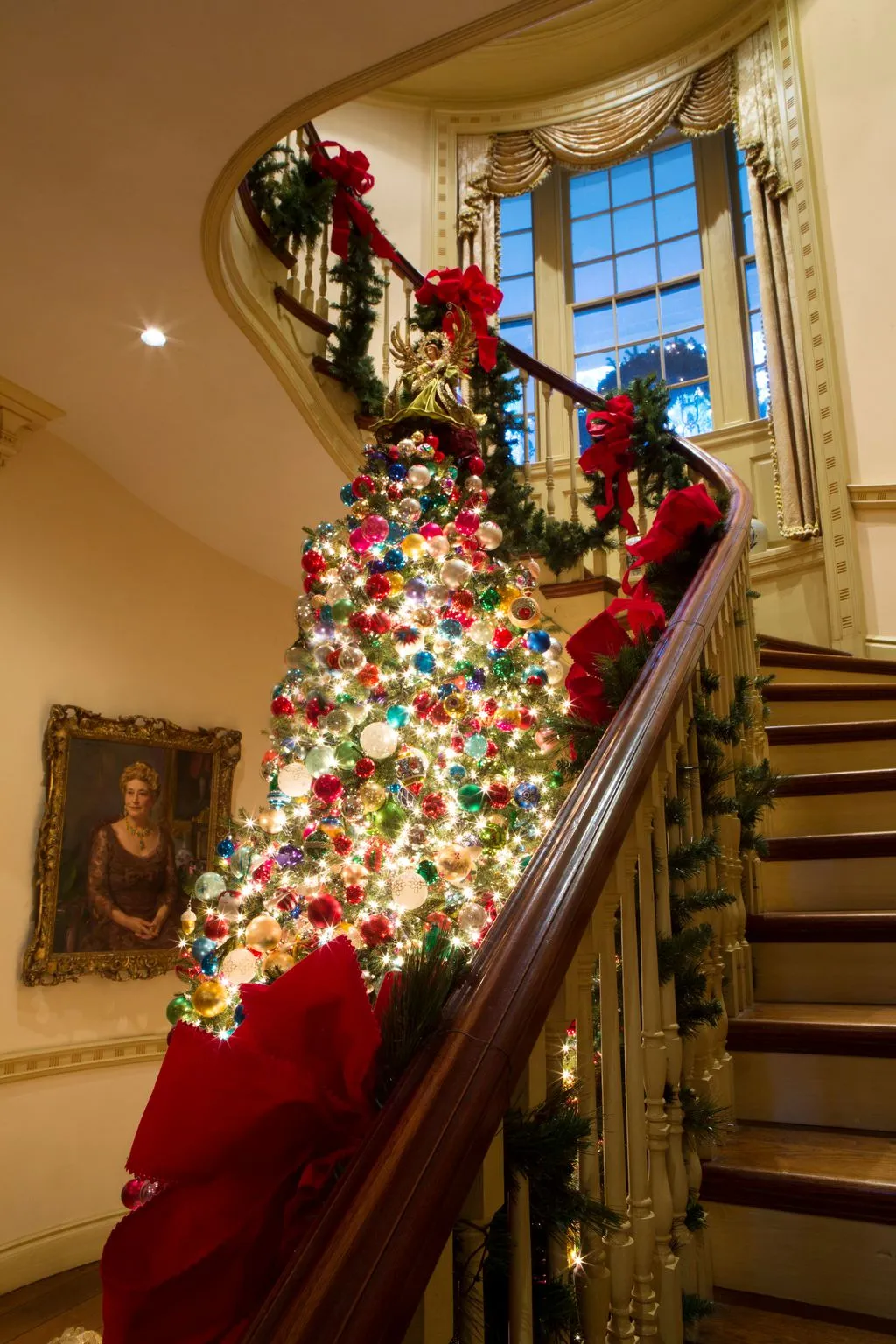 Holiday Decorating Ideas | Architectural Digest