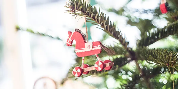 Holiday Gift Season – Top 10 Ideas for Prospects Clients and Partners