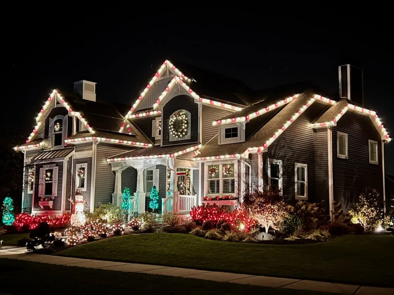 Holiday Light Installation | Bright Home Delaware