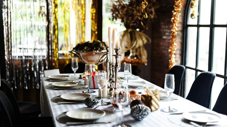 Hosting A New Years' Party? Quick Tips To Switch Your Christmas Decor Over  To NYE