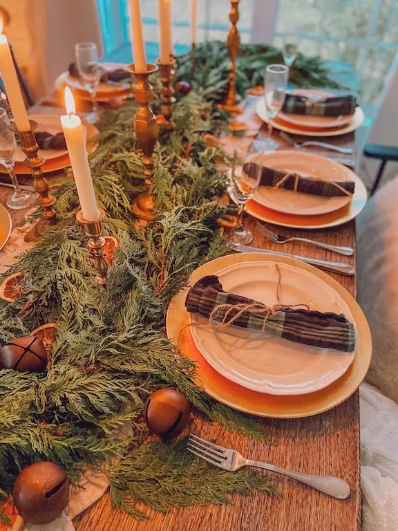 How to Create an Elegant Table This Christmas -