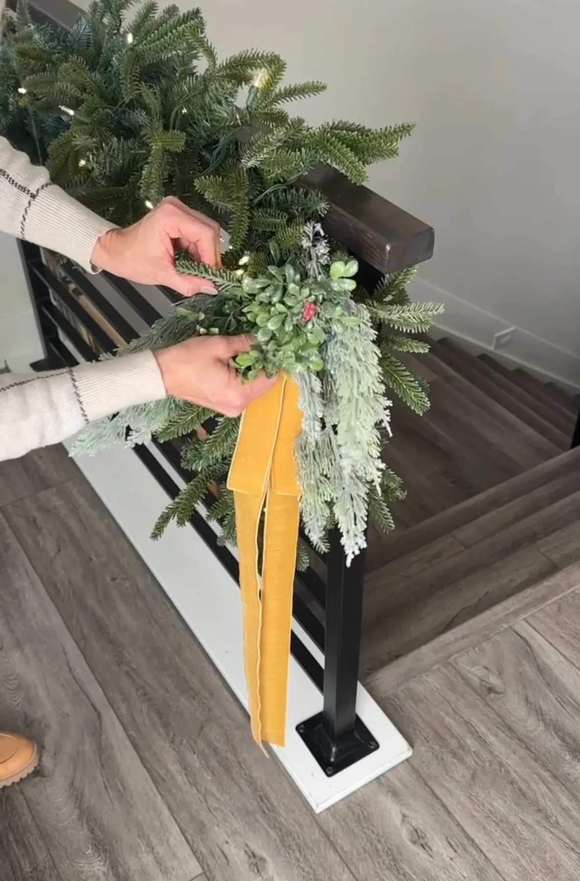 How to Create the Prettiest Garland on a Banister | April Colleen
