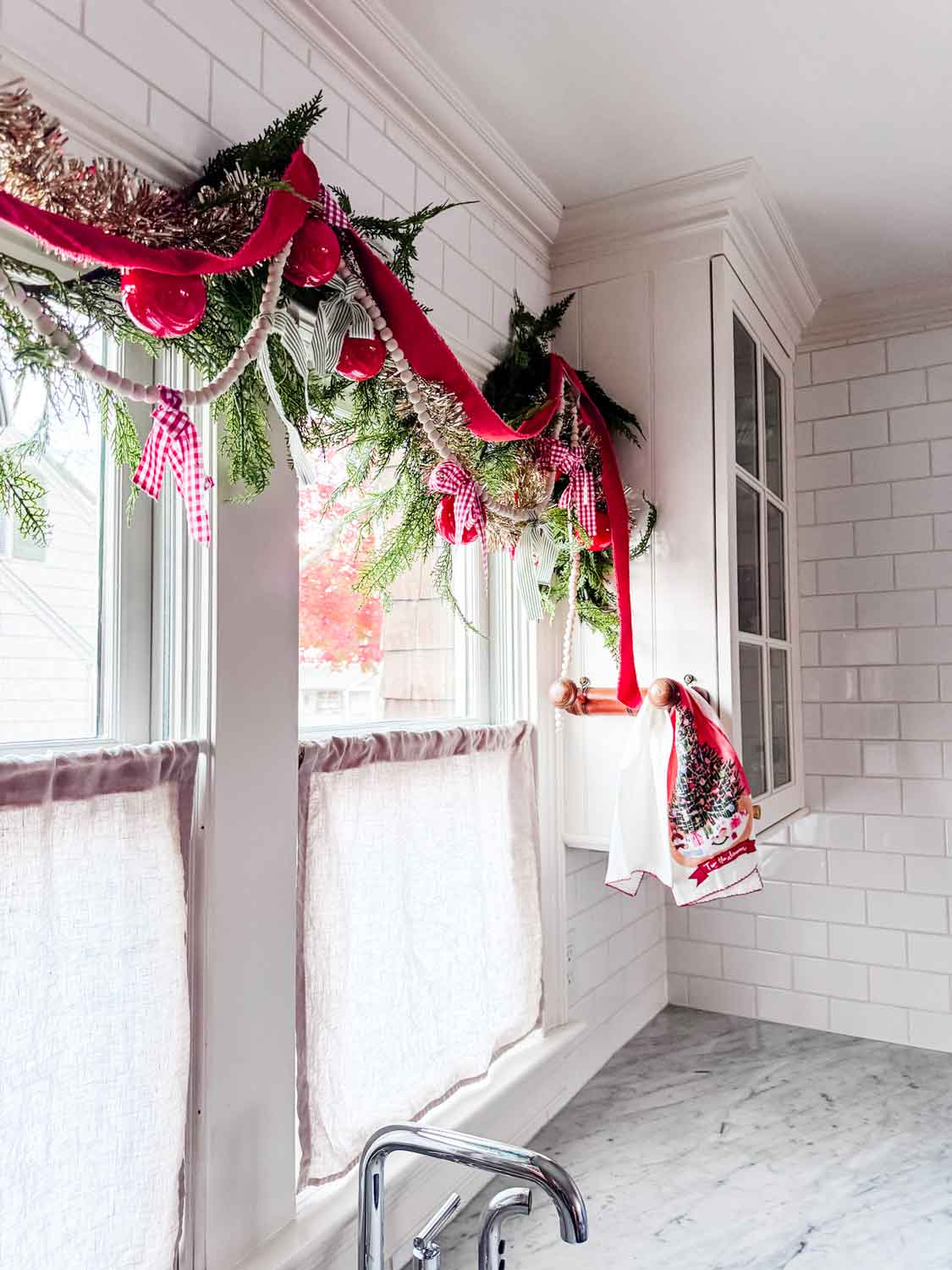 How to Create the Viral Ralph Lauren Christmas Garland | Most Lovely Things