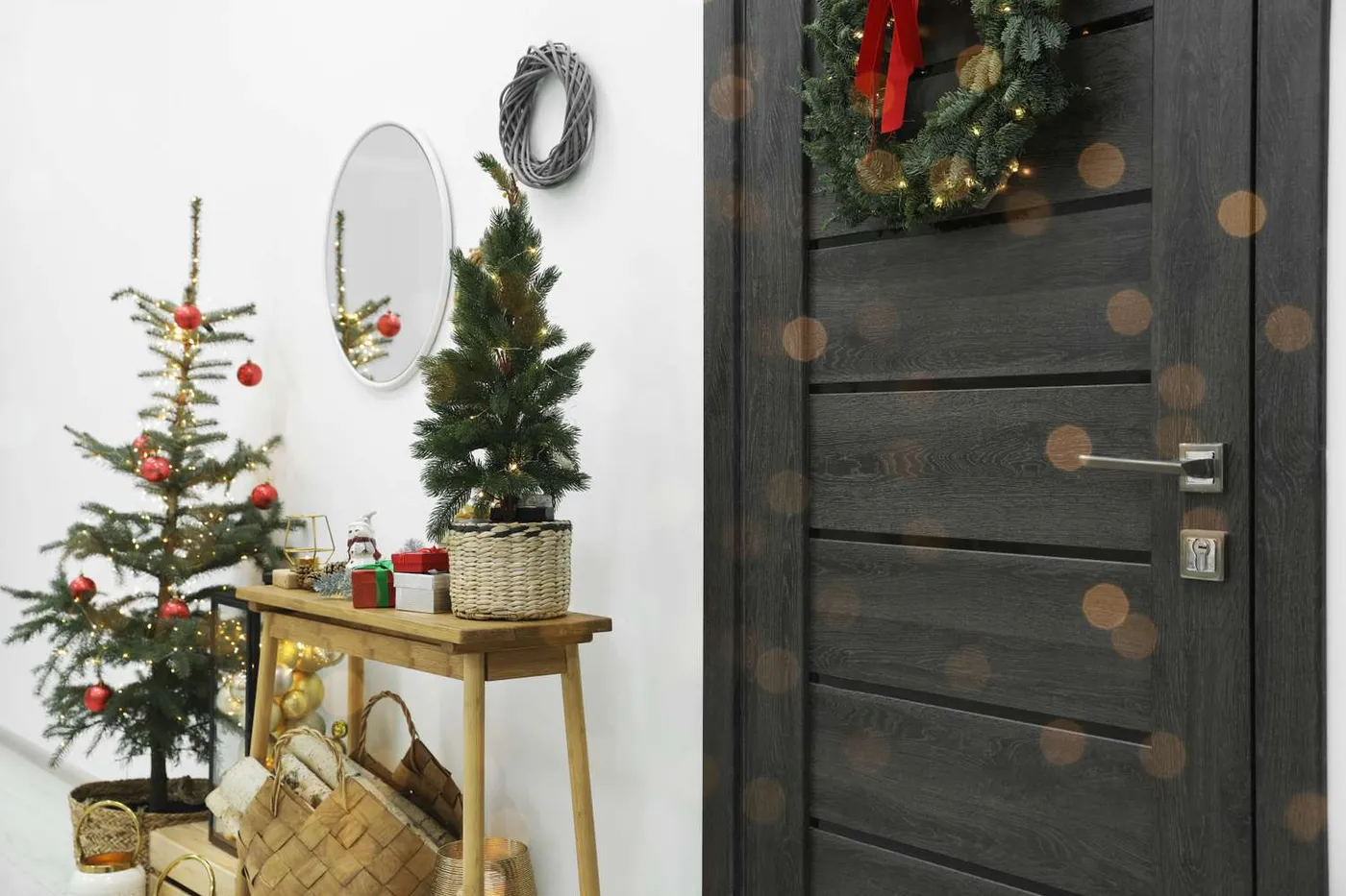 How to Decorate Your Entryway for Christmas So It Feels Instantly Festive