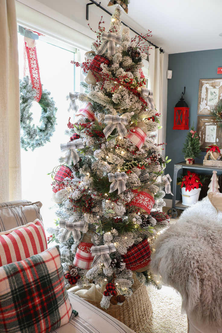 How to Easily Design the Most Admired Christmas Tree with Ribbon Right Now