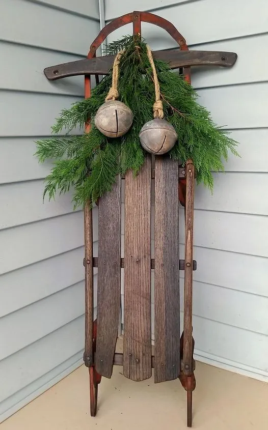 How to Make Antique Sled & Sweater 'Mittens' Winter Porch Decor | Hometalk