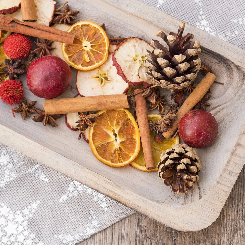 How To: Make Fruit-Hanging Christmas Decorations - Walls and Floors