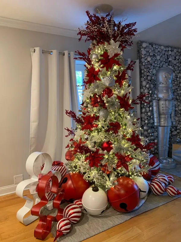 I Decorate 13 Christmas Trees Every Year. I Just Love the Holidays. - Business Insider