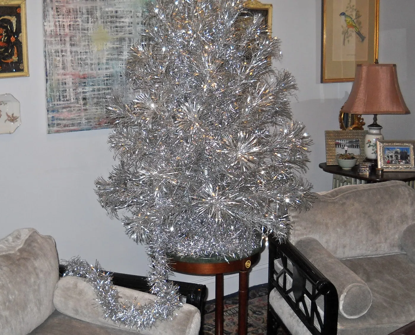 Knickerbocker Style & Design: Trimming the Tinsel Tree
