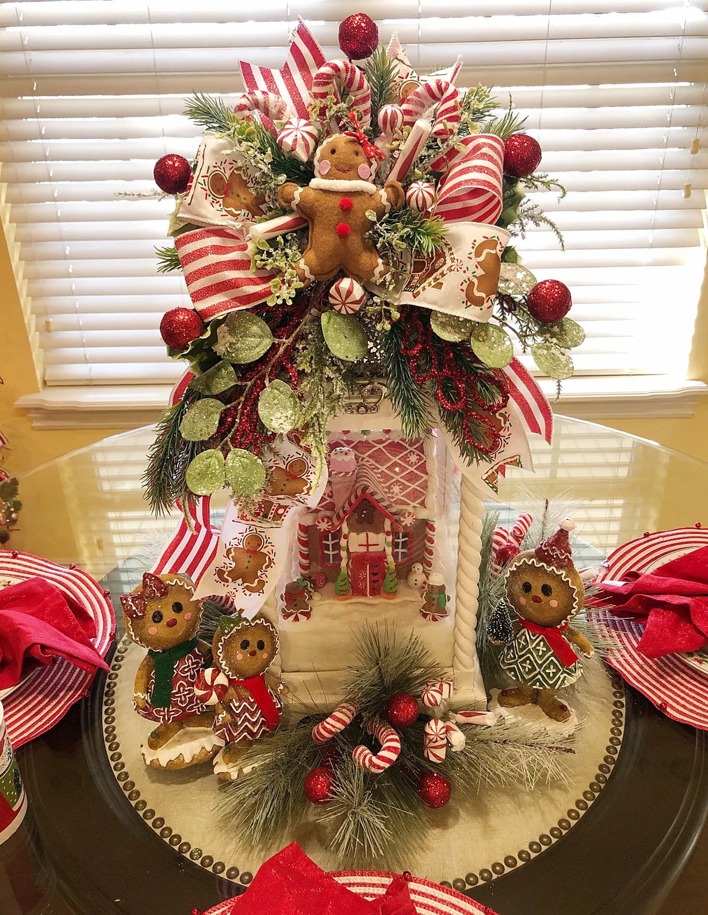 Kristen's Creations: Gingerbread Kitchen Table