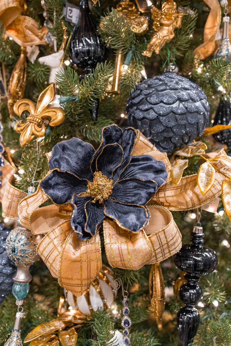 Luxury Christmas Tree Decorating With Linly Designs - | Linly Designs
