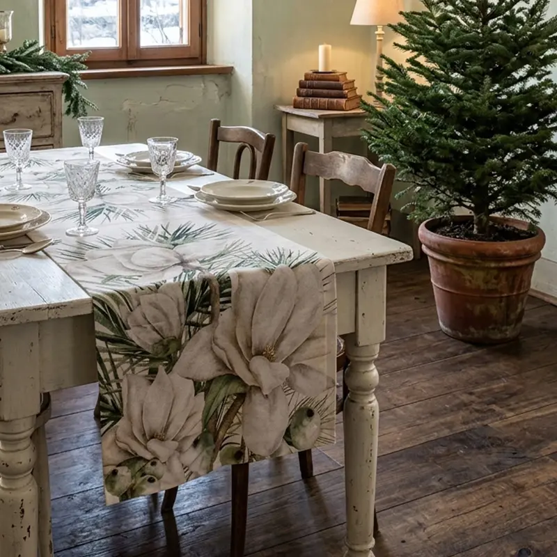 Magnolia Linen Table Runner | La Bottega di Casa
